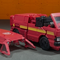 autobot_alliance_ironhide_060