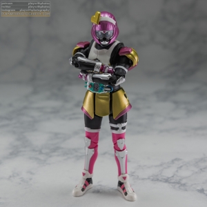 shf_kamen_rider_poppy_005