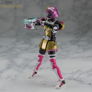 shf_kamen_rider_poppy_014