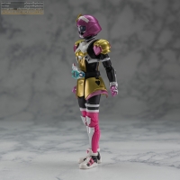 shf_kamen_rider_poppy_002