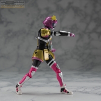 shf_kamen_rider_poppy_007